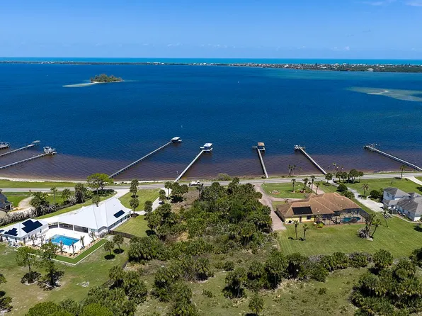 2940 Rocky Point Rd, Malabar, FL 32950