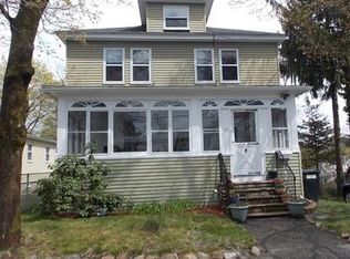9 Dewey St, Hudson, MA 01749