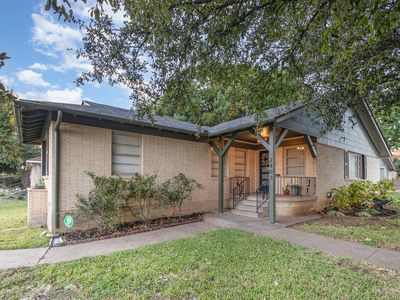 2403 W Colorado Blvd, Dallas, TX, 75211