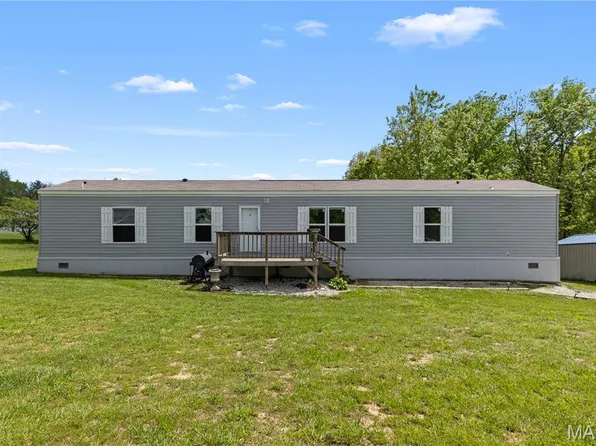 54 Ruby Dr, Troy, MO 63379