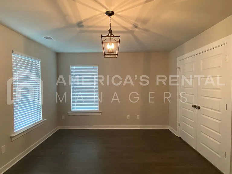 490 Ridge View Cir — Photo 25