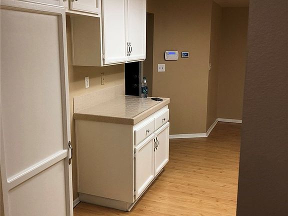 4th image of 37105 Zinnia St