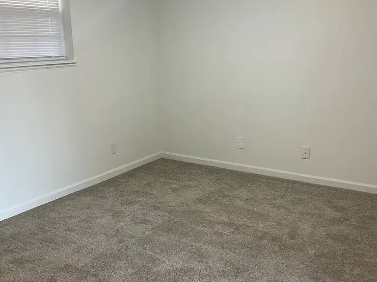 1020 E Main St #22 — Photo 10