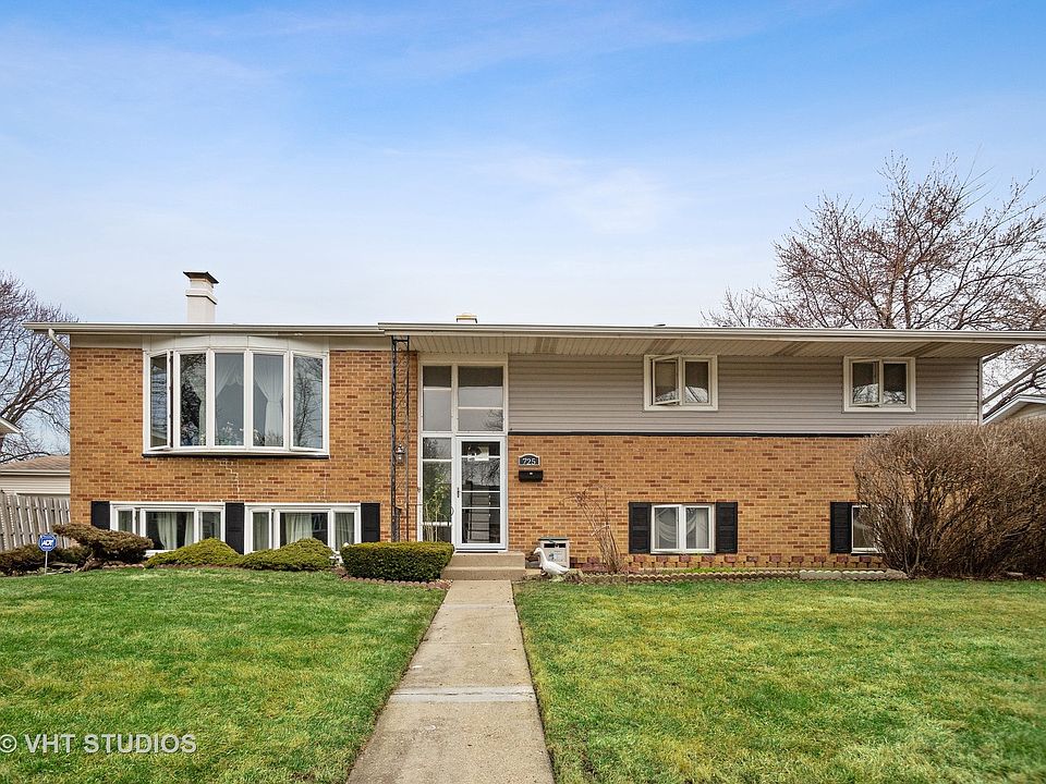 1st image of 725 N Whitcomb Dr