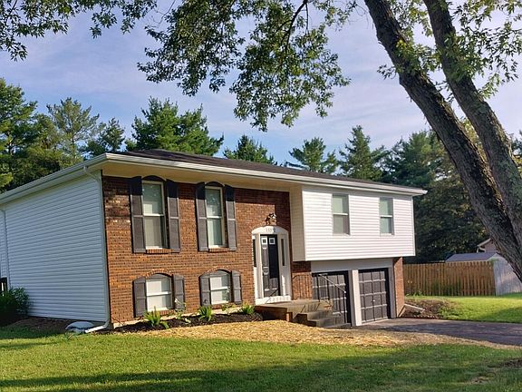 2nd image of 13372 Falmouth Ave