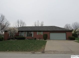 1219 Fundy Rd, Quincy, IL 62301