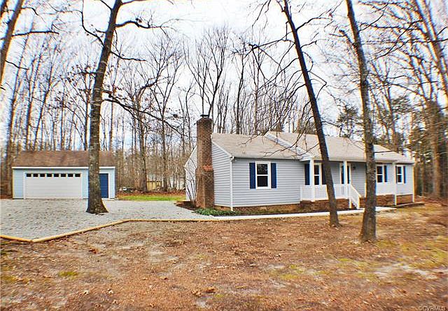 1st image of 2405 E Deerpath Dr