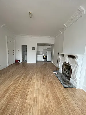 Rented by Chris Stewart, LREB | media 12