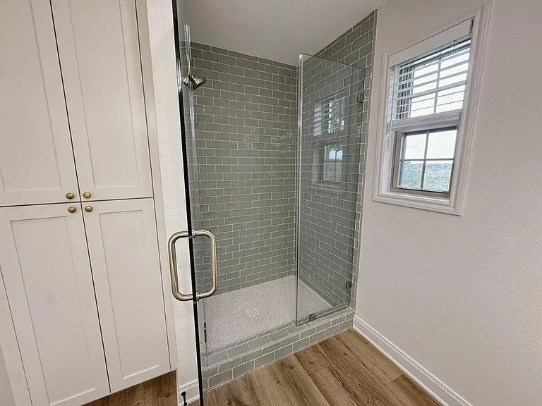 5121 FM 446 — Photo 33