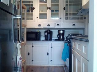Classic Vintage apartments in Fantastic Midway location, Saint Paul, MN 55104