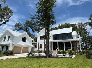 3901 Delinger Dr, Mount Pleasant, SC 29466