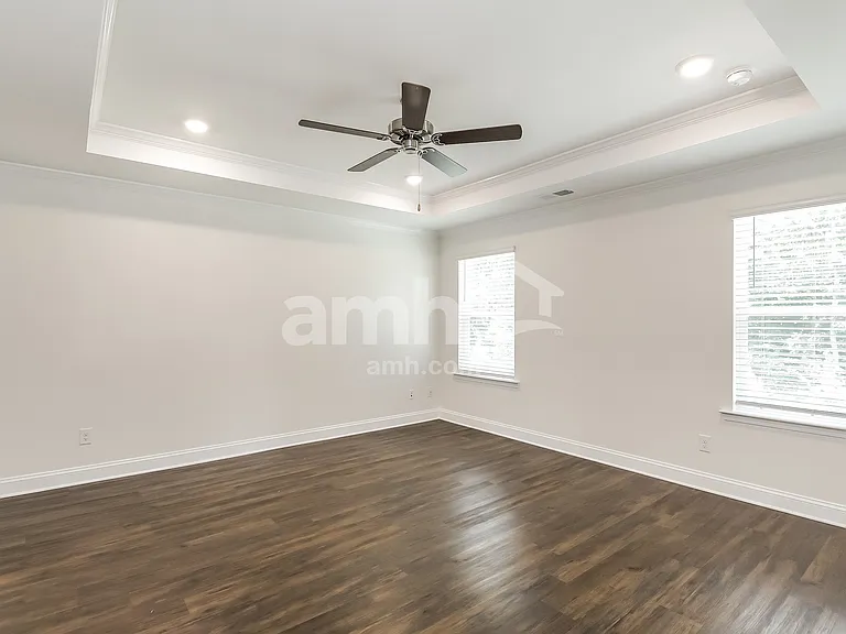 544 Rivermist Dr — Photo 9