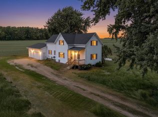 N8257 French Rd, Seymour, WI 54165