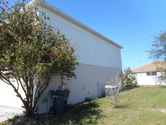 3rd image of 476 Danube Dr