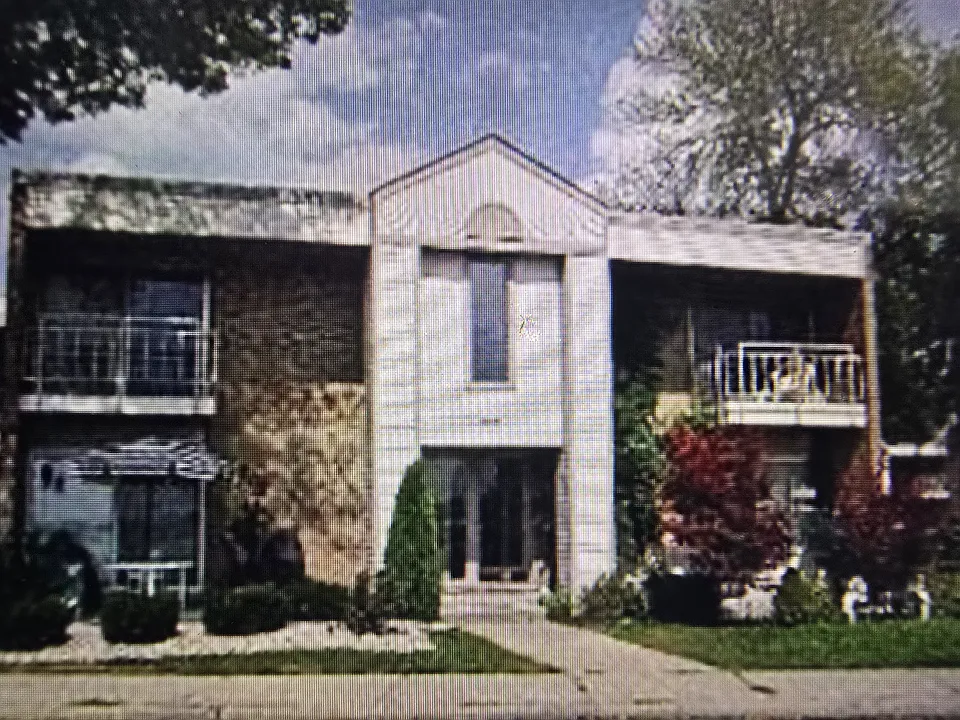 1603 Cass Lake Rd #C