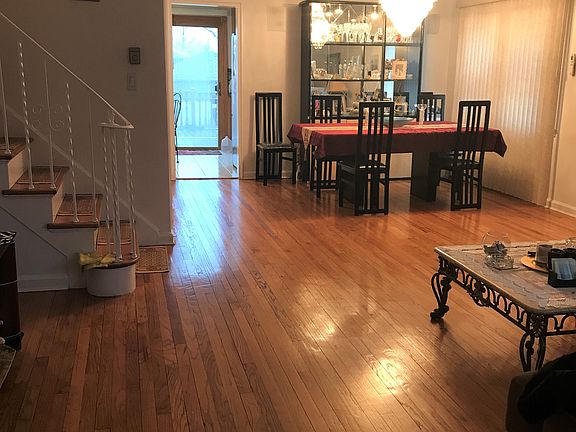2nd image of 15123 28th Ave
