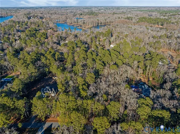 0 Two, Lanexa, VA 23089