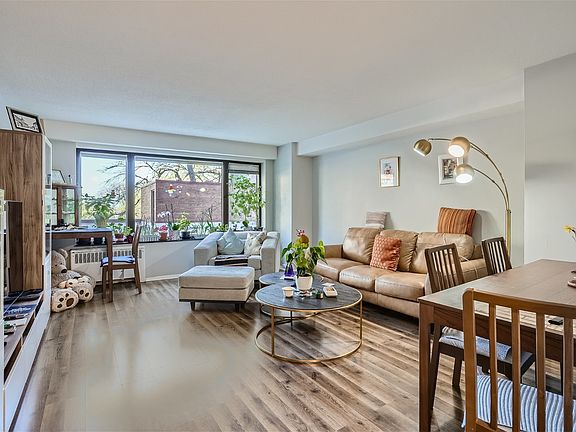 2nd image of 3100 N Lake Shore Dr APT 210