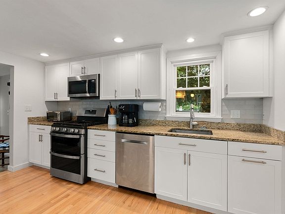 4th image of 29 Laurel Rd