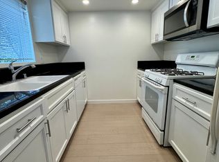 3821 Mentone Ave APT 101, Culver City, CA 90232