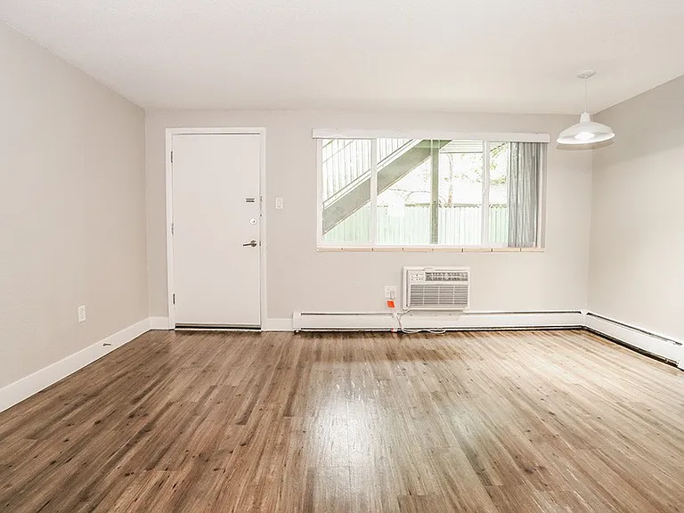2441 S. York St. — Photo 28