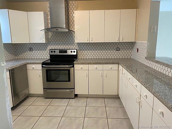 3rd image of 5420 NW 169th St #5420