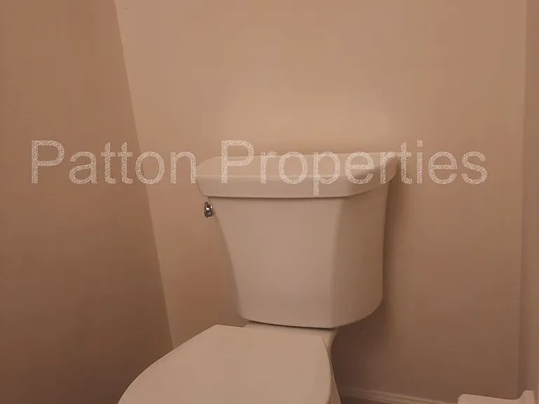 801 King St #G — Photo 8