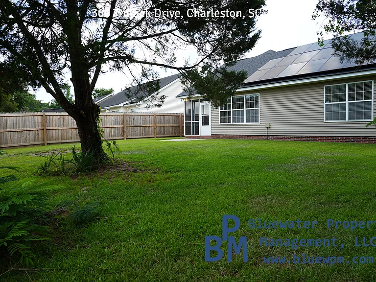 300 Truluck Dr — Photo 35