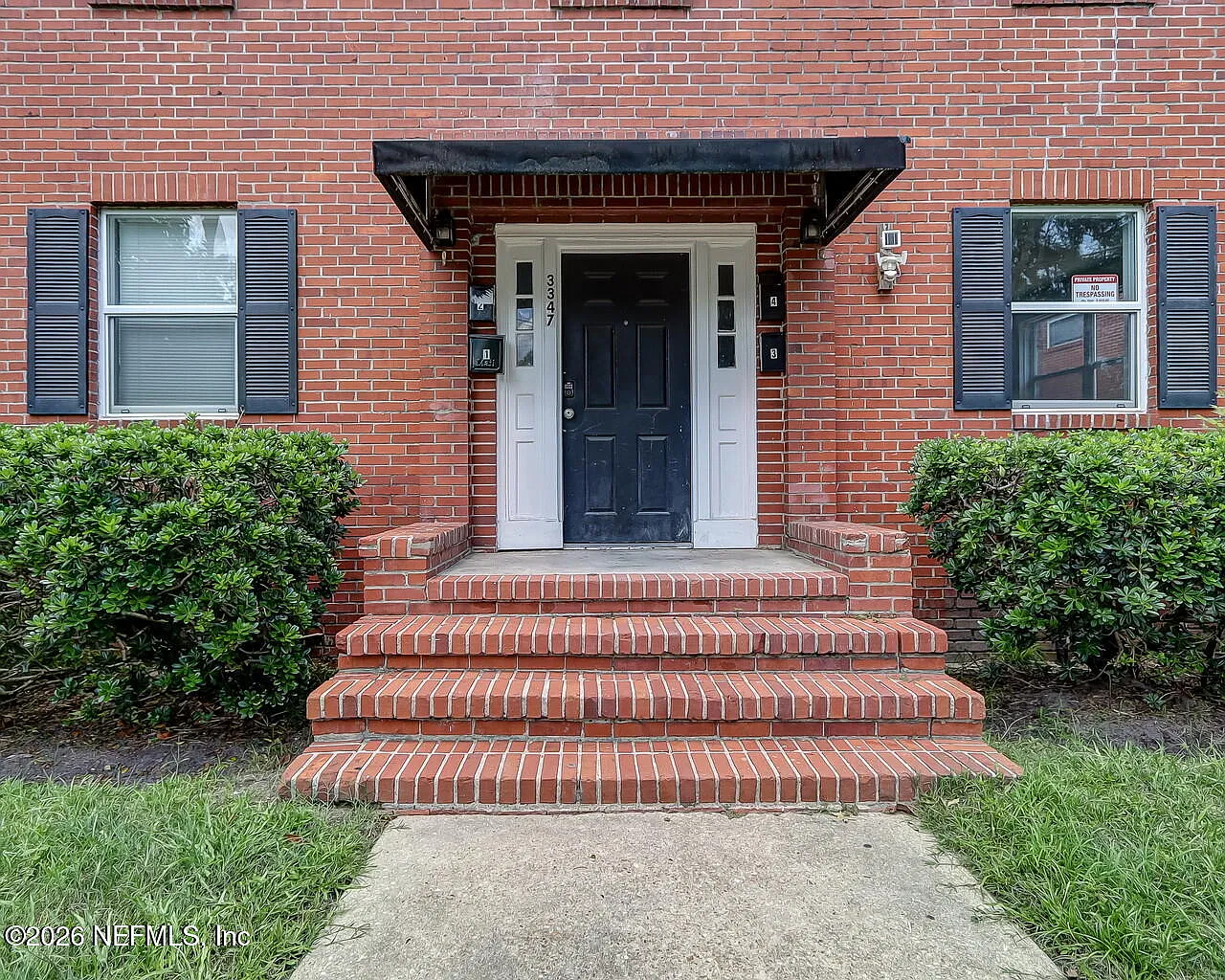 1 bed, 1.0 bath, 642 sqft, $1,050 — Photo 4