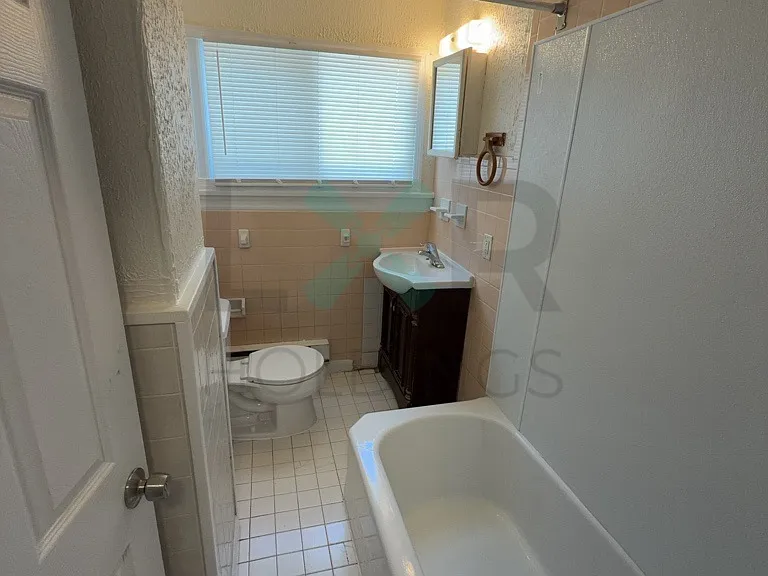 144 Lexington Ave #2 — Photo 4