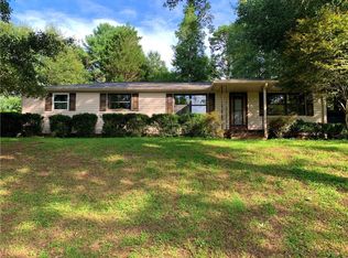 113 Welborn Rd, Pickens, SC 29671