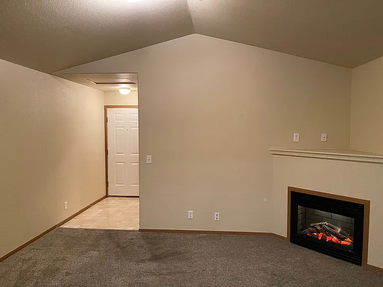 6305 Chapel Hill Blvd #R202 — Photo 5