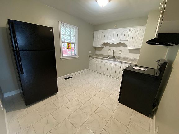 4th image of 67 Thorpe Dr