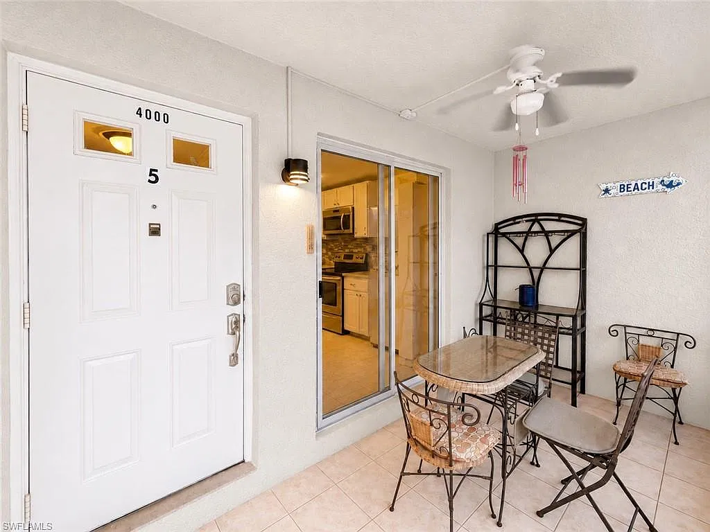 2 bed, 2.0 bath, 1246 sqft, $1,895 — Photo 3