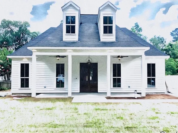 526 W Cypress St, Ponchatoula, LA 70454