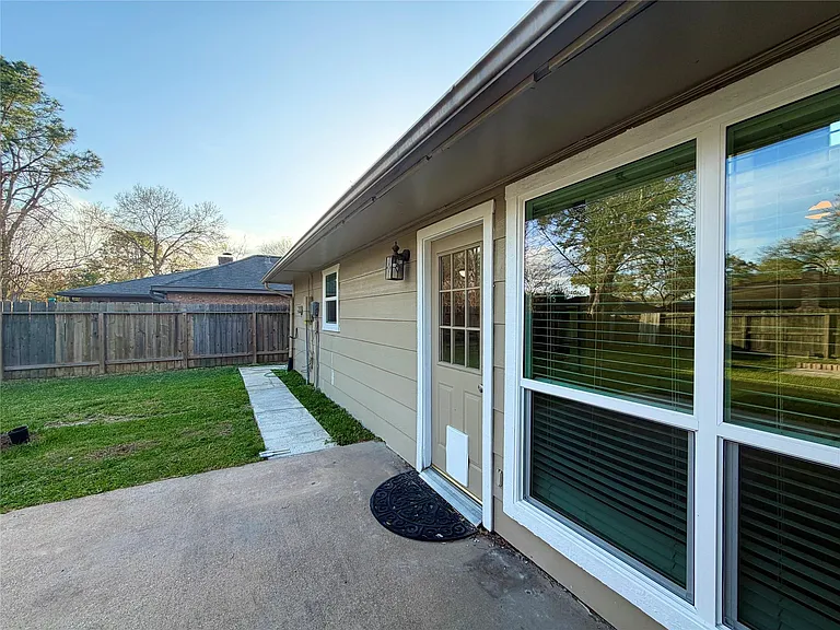 22315 Waynoka Rd — Photo 22