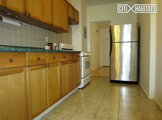 176 India St APT 1R, Brooklyn, NY 11222