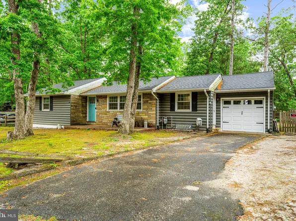 38 Lenape Trl, Medford Lakes, NJ 08055