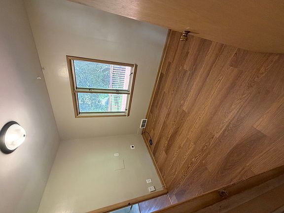 5th image of 1326 14th St #0