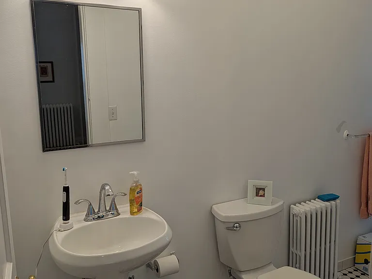 11 Maurice Ave #2 — Photo 9