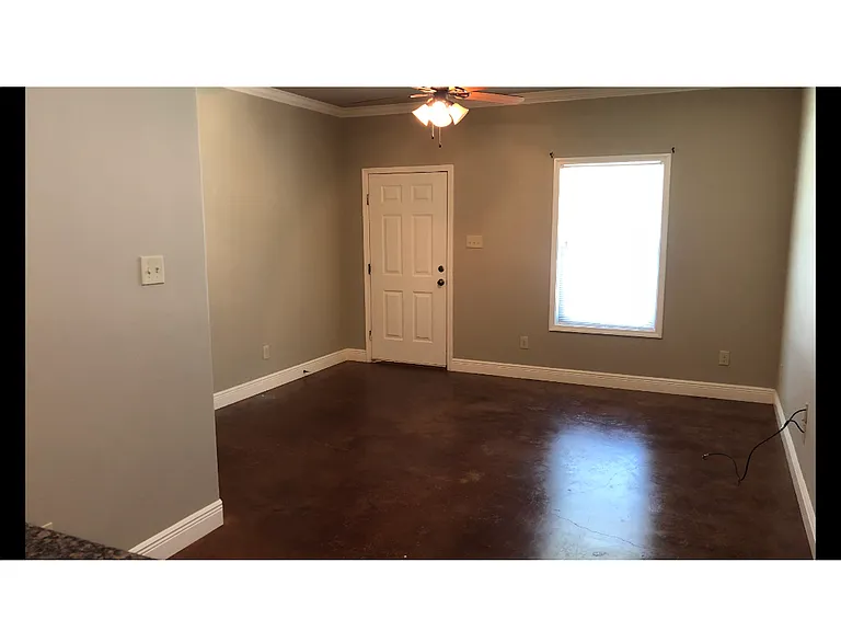101 Serenity Ln #101 — Photo 4