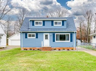 24302 Normandy Dr, Olmsted Falls, OH 44138