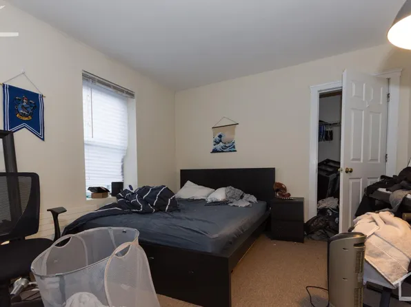 823 Beacon St, Boston, MA