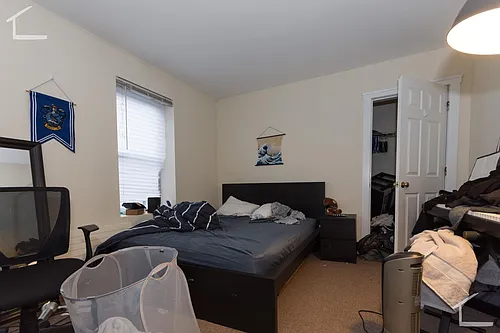 823 Beacon St #1C Photo 1