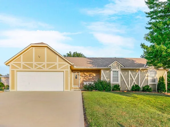 2629 N 157th Ter, Basehor, KS 66007