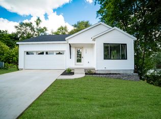 1439 Millbrook St SE, Grand Rapids, MI 49508
