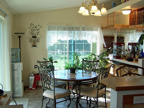 5th image of 102 Arla Ct