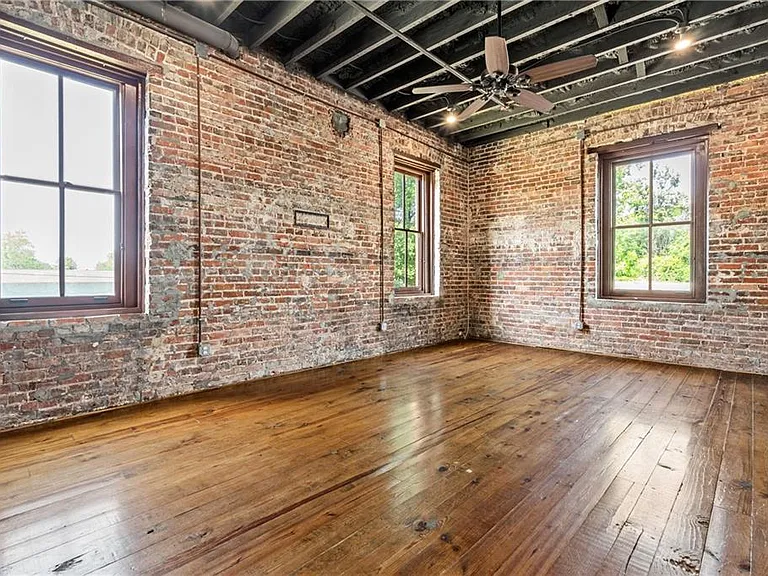 558 Saint Francis St #2D — Photo 8