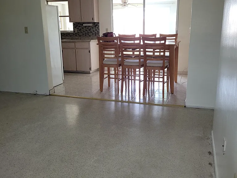 5113 Moog Rd — Photo 24