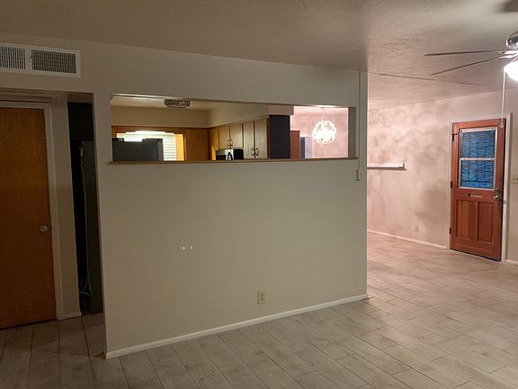 3rd image of 440 N 56th St